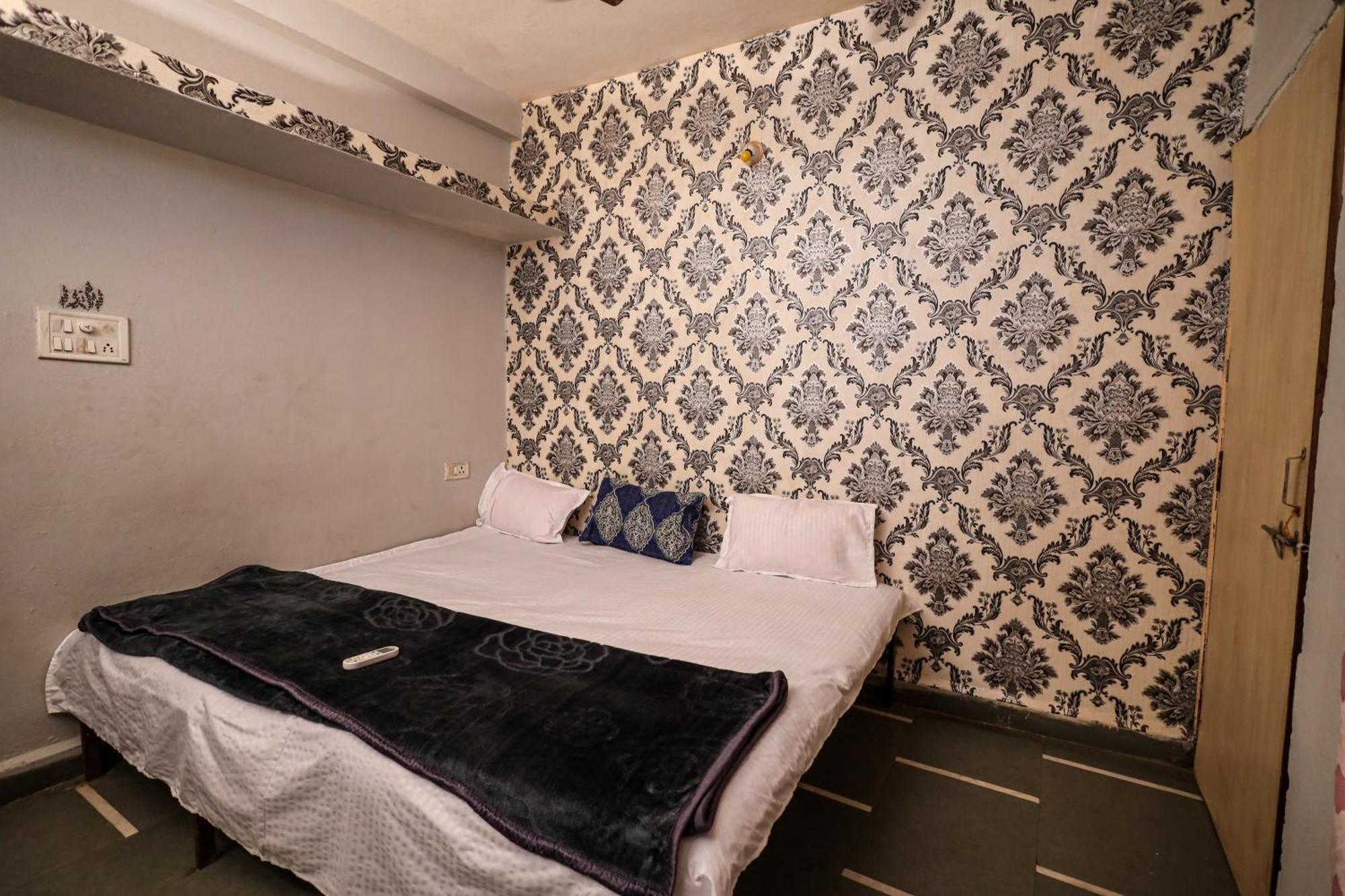 Rai Guest House Ujjain Εξωτερικό φωτογραφία